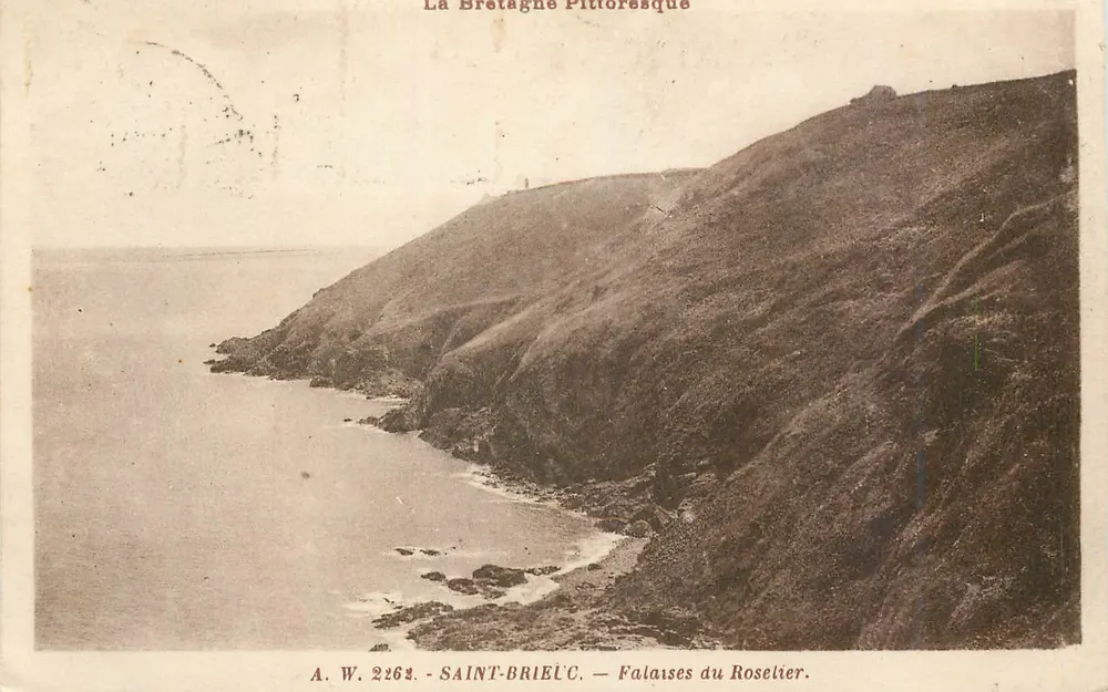 Saint-Brieuc — Falaises do Roselier — A. W. 2262 - Frente