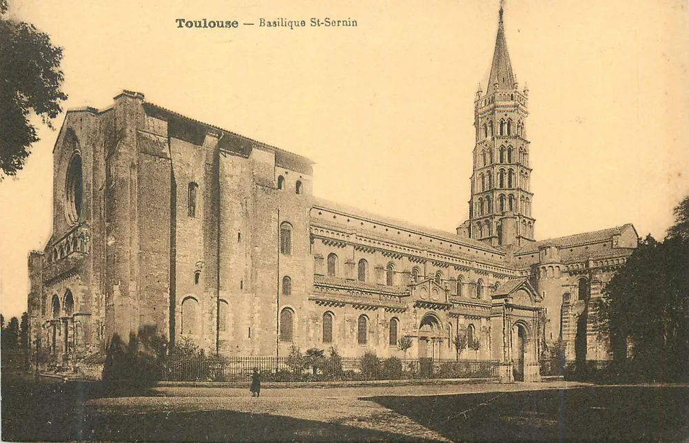 Toulouse — Basílica de São Sernim — Editor: Lojas 'Au Capitole' Tarnat - Frente