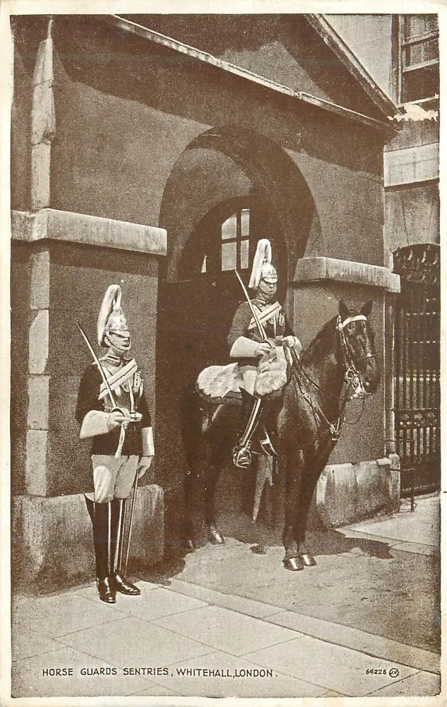 Pferdewache Wachen, Whitehall, London — Valentine's Postcard, n° 64226, veröffentlicht von Valentine's Postcard, Ltd. - Vorderseite