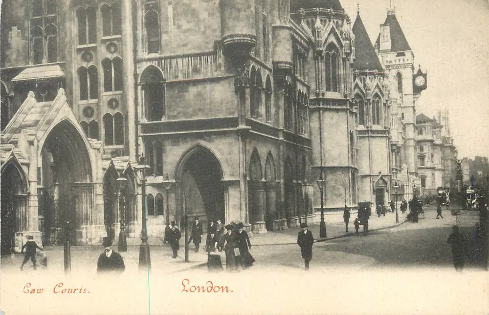 Saw Courts — Londres — carta postal antiga - Frente