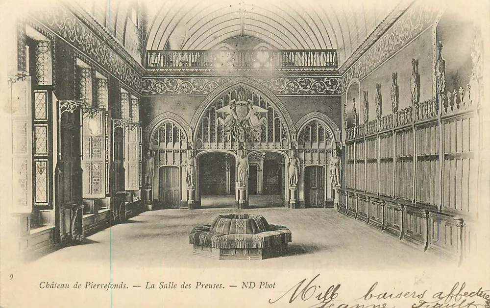 Château de Pierrefonds — La Salle des Preuses — ND Phot - Recto