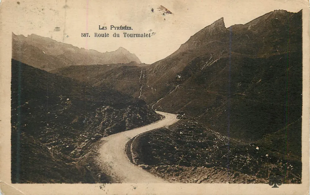 As Pirineus. 587. Estrada do Tourmalet — Editor: Livraria Clément - Frente