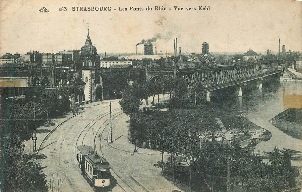 Straßburg — Die Brücken des Rheins — Blickrichtung Kehl — Verlag: Alsacienne des Arts Photomécaniques - Vorderseite