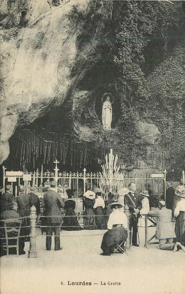 Lourdes — A Gruta — Edição Palais du Rosaire - Frente