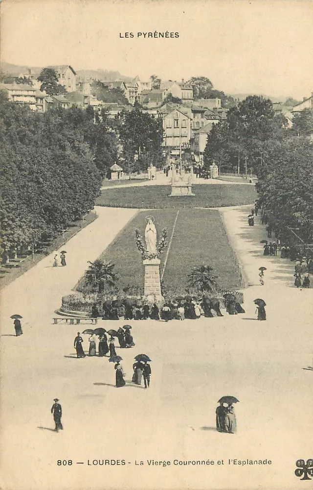LOURDES - La Virgen Coronada y la Esplanada — Los Pirineos, n° 808 - Anverso
