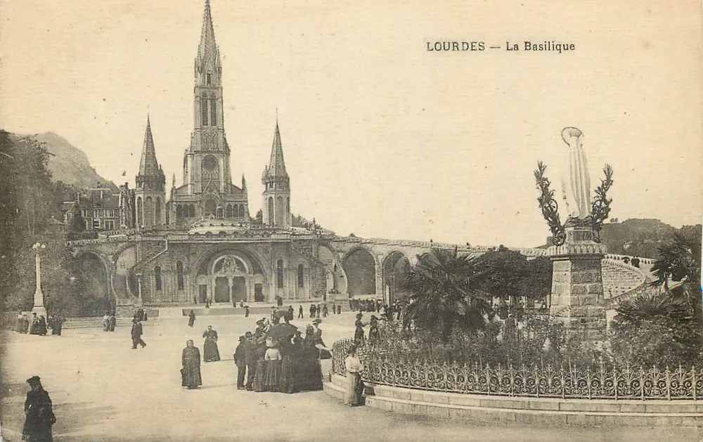 Lourdes — A Basílica — Editor não identificado - Frente