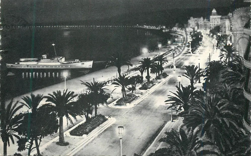 NICE la nuit — Promenade en mer — L. GILLETTA et Cie, NICE - Recto