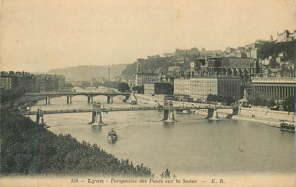 Lyon — Perspective of the Bridges over the Saône — E. R. - Front