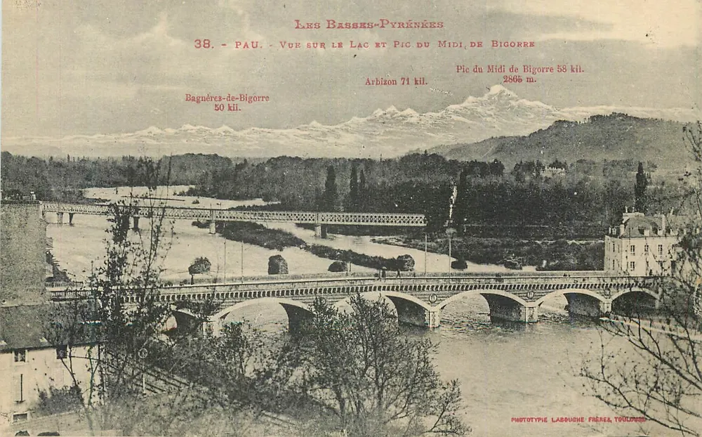 Vue sur le lac et le Pic du Midi de Bigorre — Les Basses-Pyrénées — Phototypie Labouche Frères, Toulouse - Recto