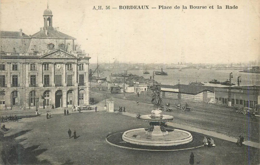 Bordeaux — Praça da Bolsa e a Baía — A.H. 56 - Frente