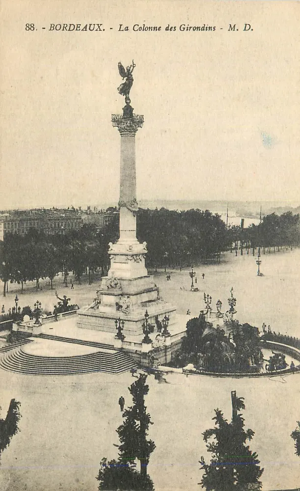 Bordeaux - A Coluna dos Girondinos - M. D. - Frente