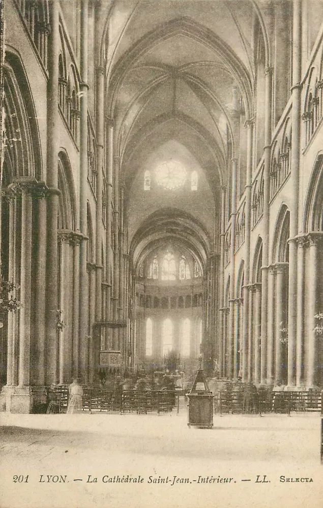 LYON — A Catedral São João — Interior — LL. SELECTA - Frente