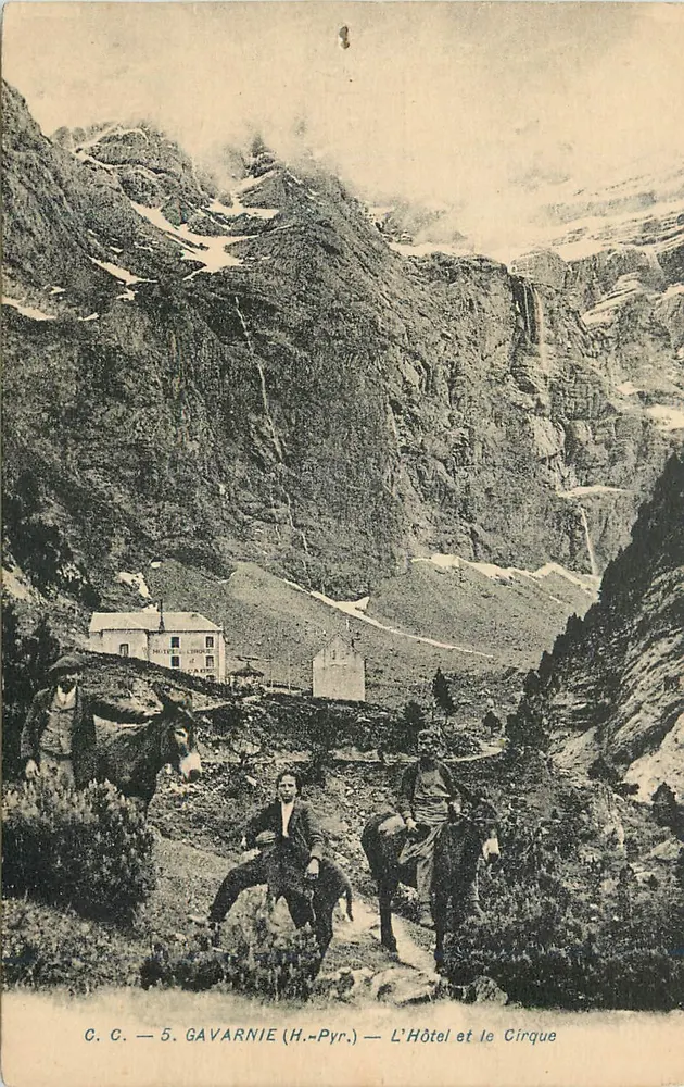 Gavarnie (H.-Pyr.) — L'Hôtel et le Cirque — C.C. n°5 - Recto
