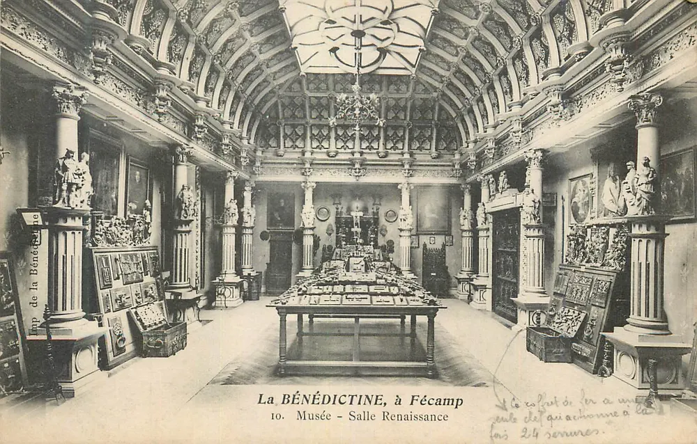 Museu - Sala da Renascença — A BÉNÉDICTINE, em Fécamp — Imp. da Bénédictine - Frente