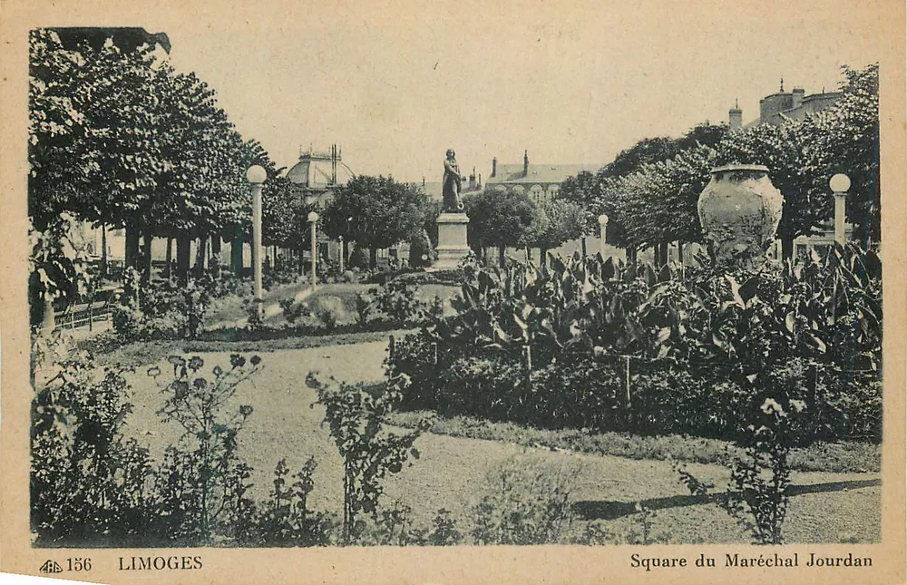 Limoges — Praça do Marechal Jourdan — Cie des Arts Photomécaniques, n° 156 - Frente