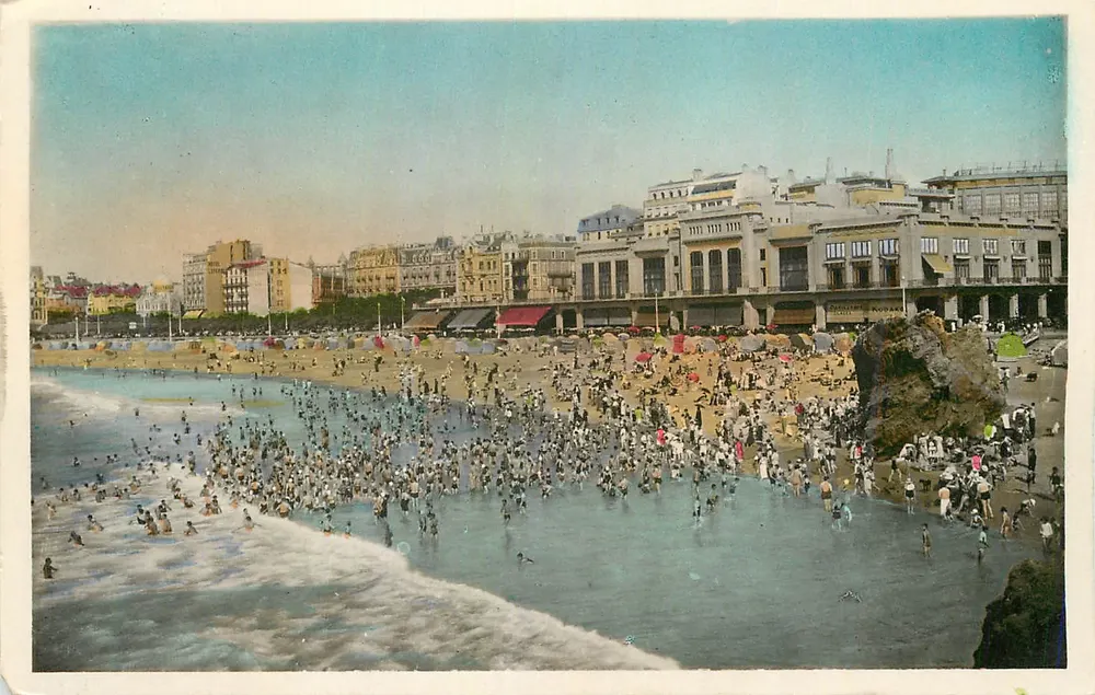 Biarritz — La Grande Plage et le Casino — Les Éditions d'Art Barberousse - Biarritz - Recto