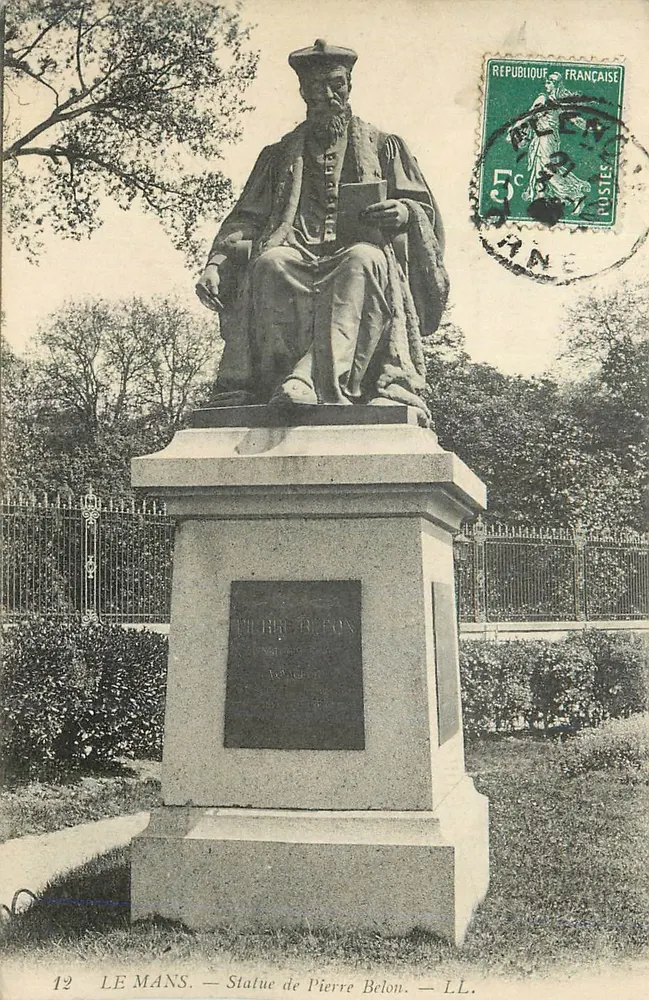 Le Mans — Estátua de Pierre Belon — LL. - Frente