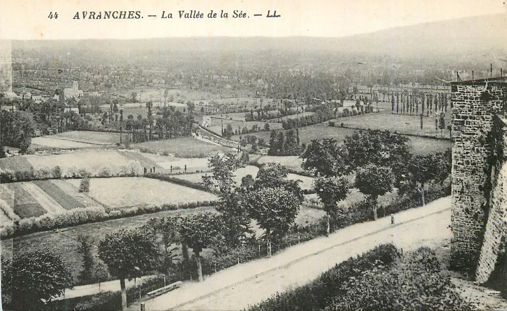 Avranches — A Vale da Sée — LL - Frente