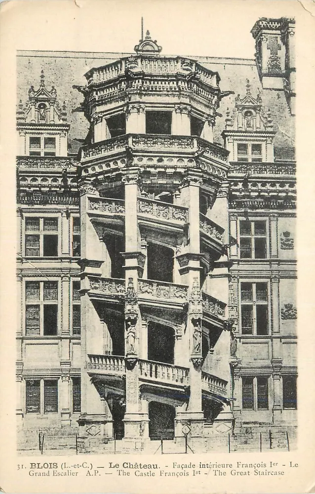 Blois (L.-et-C.) — Das Schloss — Innenfassade von François I — Der Große Treppenaufgang - Vorderseite