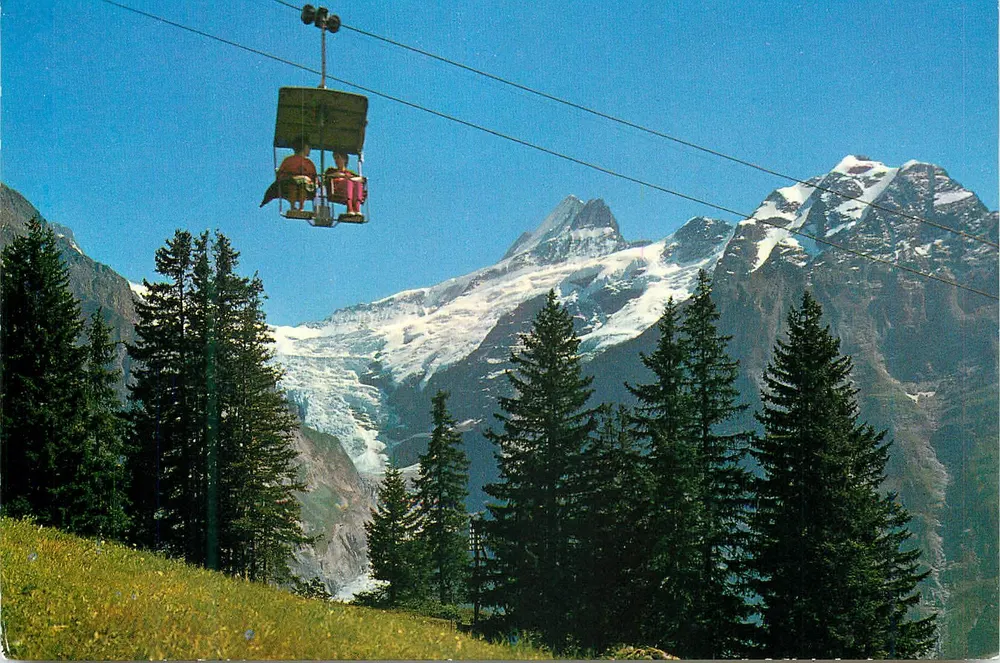 Grindelwald, Bergbahn Grindelwald-First, Schreckhorn und Mettenberg — Photo Gyger, Adelboden - Recto