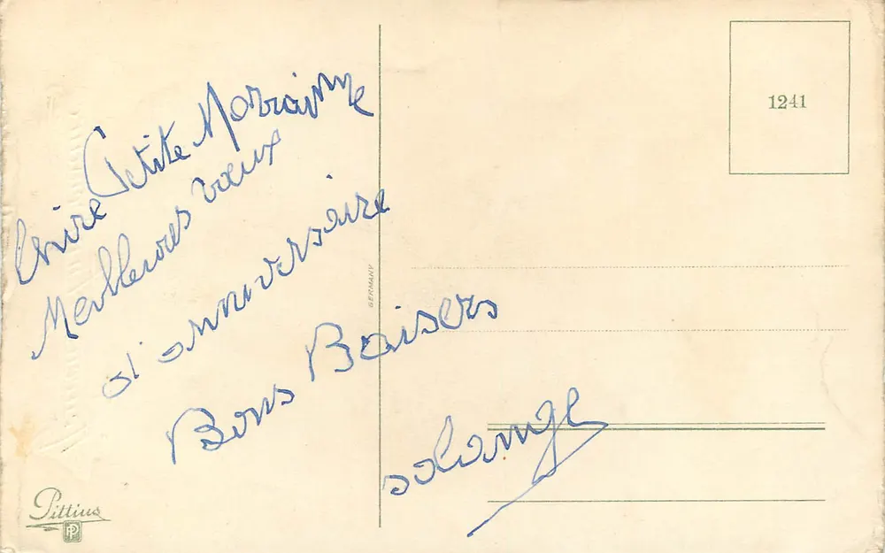 Arranjo de rosas — texto impresso 'Feliz Aniversário' — editor Pittius - Verso