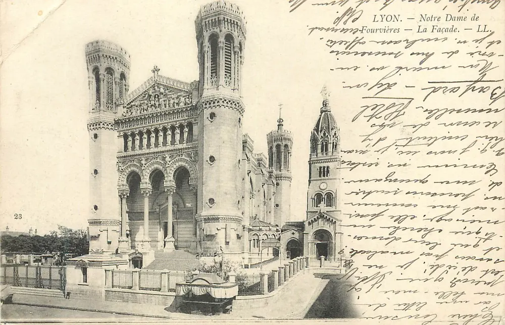 LYON. — Notre Dame de Fourvières — La Façade. — LL. — N° 23 - Recto