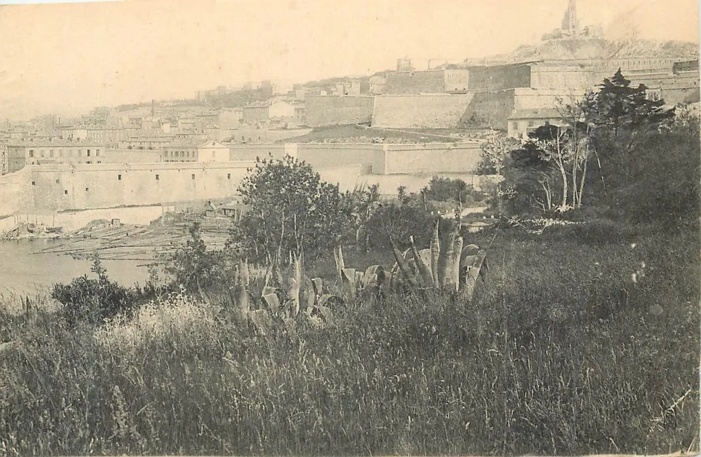 Vista da cidade fortificada — J. Péan - A. Lesault, Succ. - Frente