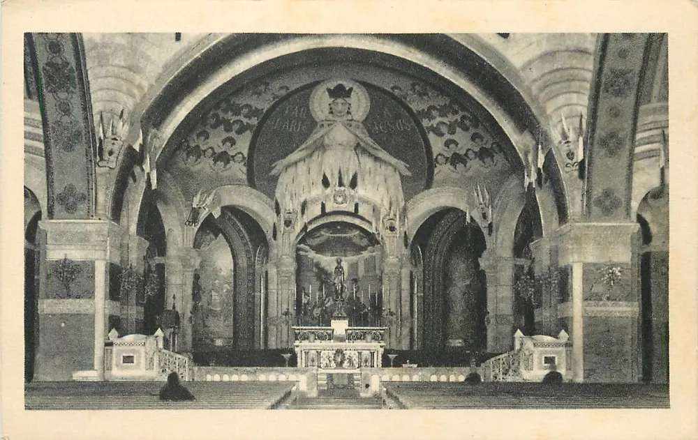Lourdes - Kirche des Rosenkranzes — Le Maître-Rutel - Vorderseite