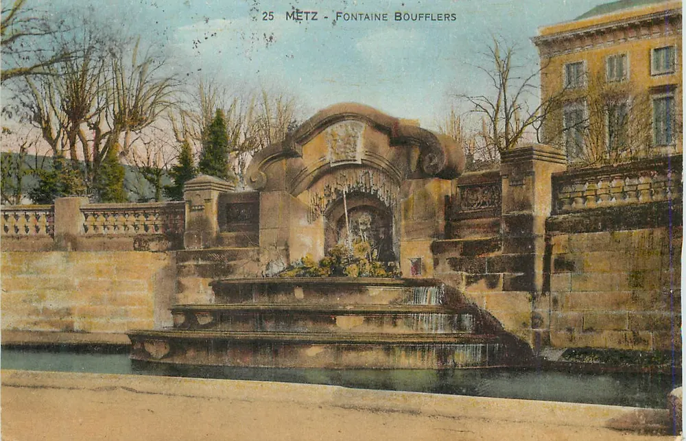 Metz - Fontaine Boufflers — Editor E. Weber, n°25 - Frente