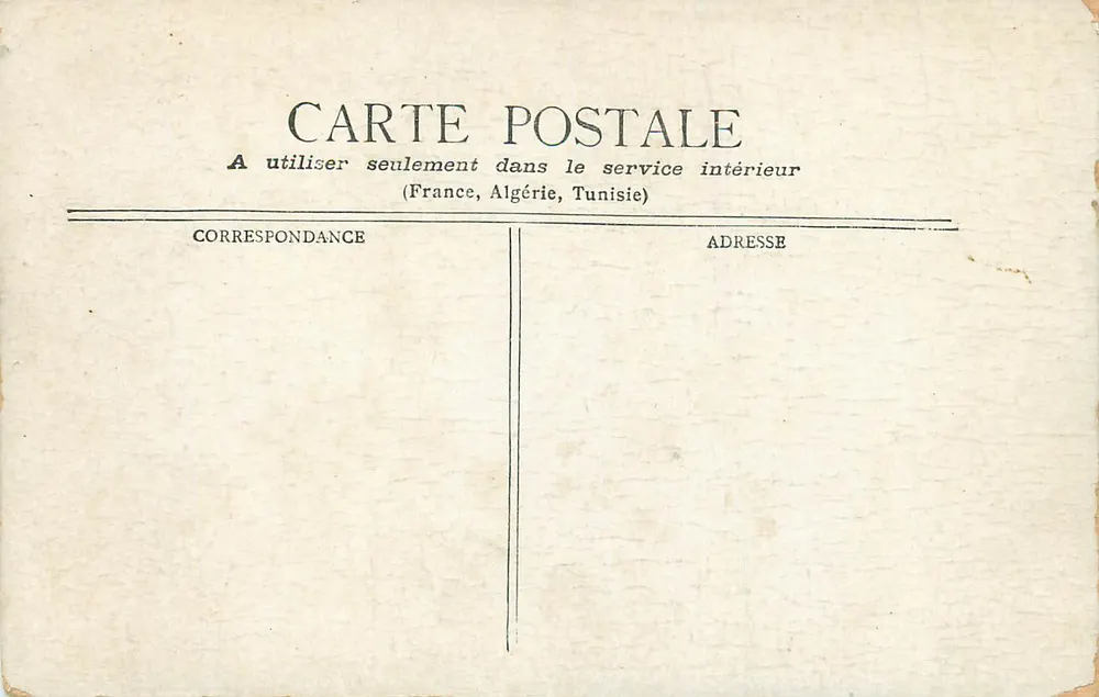 Le Château d'Ussé (XV & XVI siècle) — editor não visível - Verso