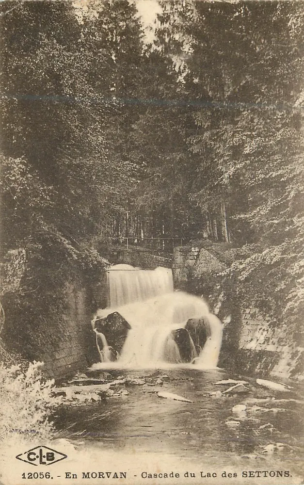 No Morvan - Cachoeira do Lago dos Settons — C.L.B. n°12056 - Frente