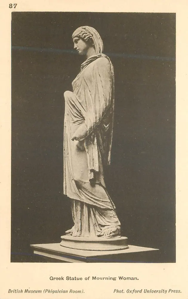 Statue der weinenden Frau — British Museum (Phigaleian Room) — Oxford University Press - Vorderseite