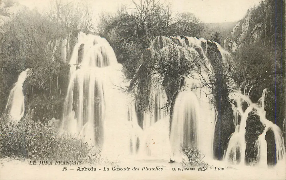 Arbois - Die Planches-Wasserfälle — B.F., Paris « Lux » - Vorderseite
