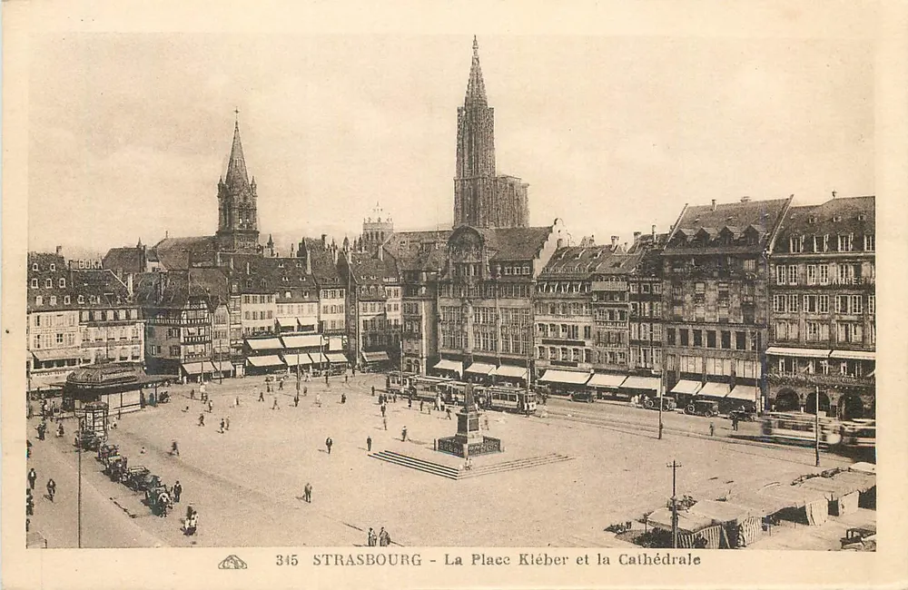 Strasbourg - La Place Kléber et la Cathédrale — éditeur EDKA, n° 345 - Recto