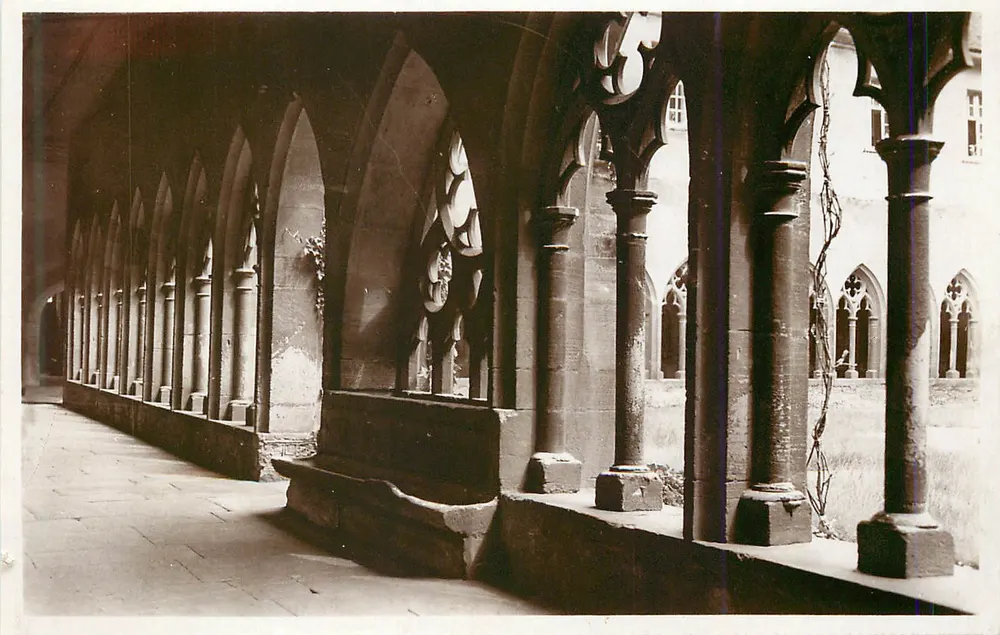 O Cloister dos Unterlinden — Colmar — Edições J. ARNOLD - Frente