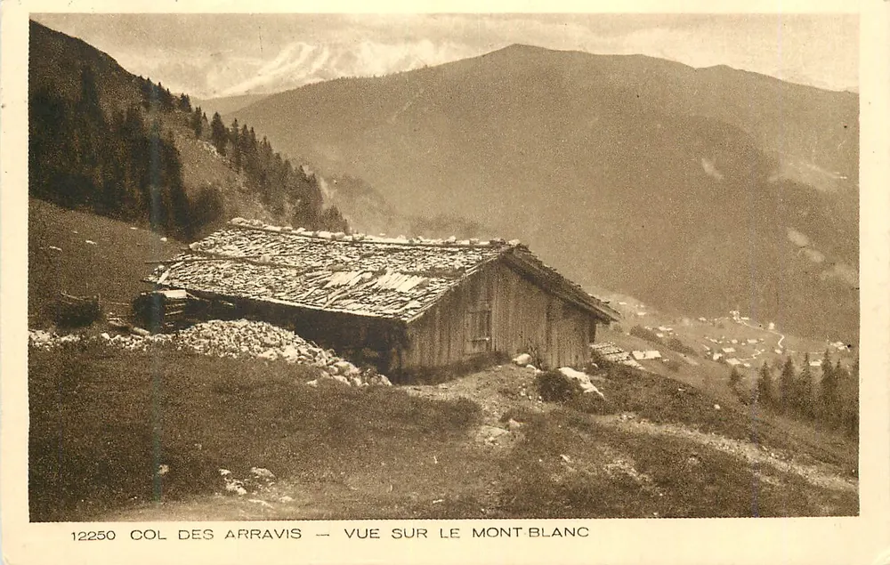 Col des Arravis — Vue sur le Mont Blanc — 12250 - Recto