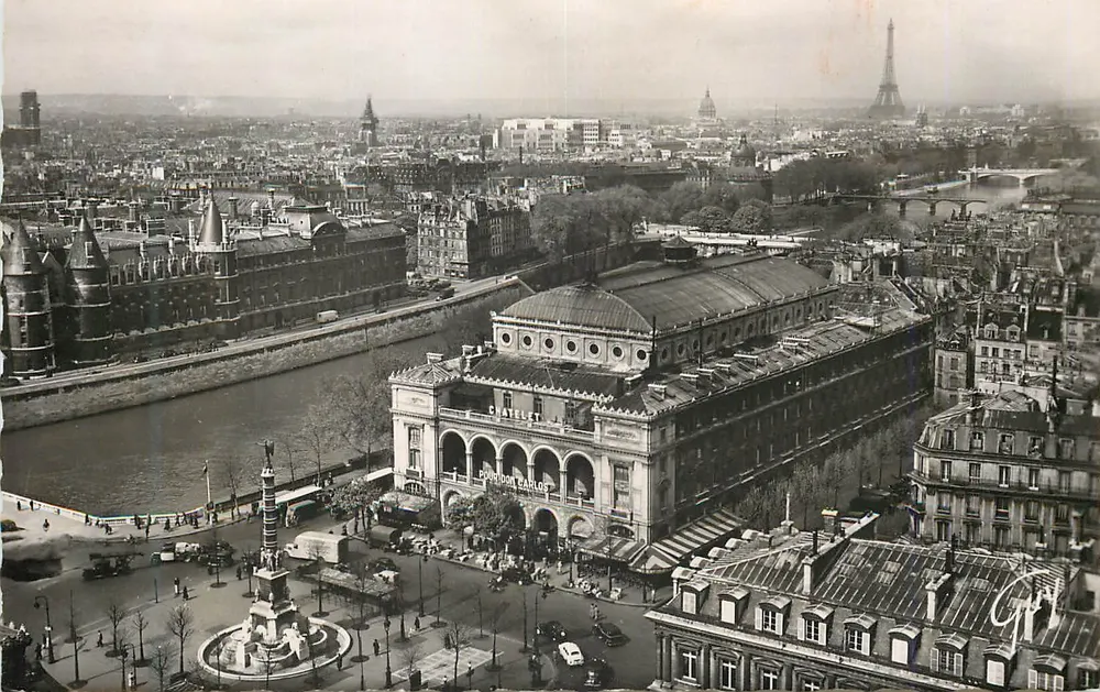 Paris e suas maravilhas — A praça do Châtelet — Editor Guy, n° 3.235 - Frente