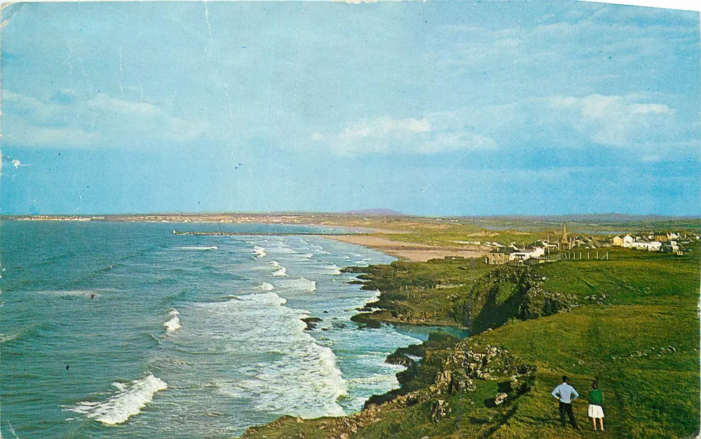 Castlerock, Co. Londonderry — vista costeira com passeios — Ranscombe Photographic Ltd. n° P45622 - Frente