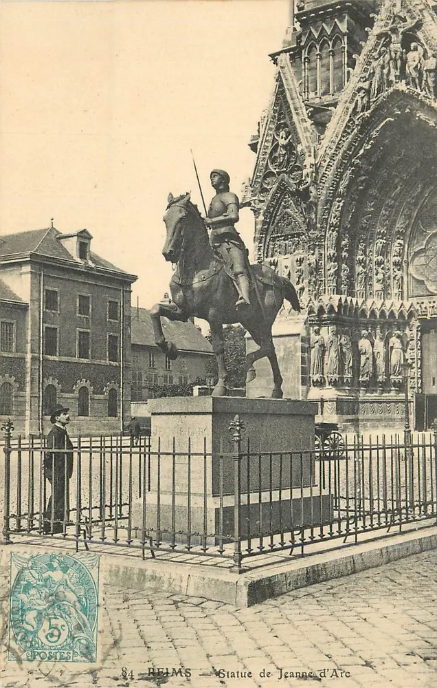 Reims — Estátua de Joana d'Arc — Editor: Postes - Frente