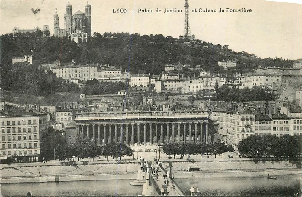 LYON — Palais de Justice et Coteau de Fourvière — Édition du Grand Bazat - Recto