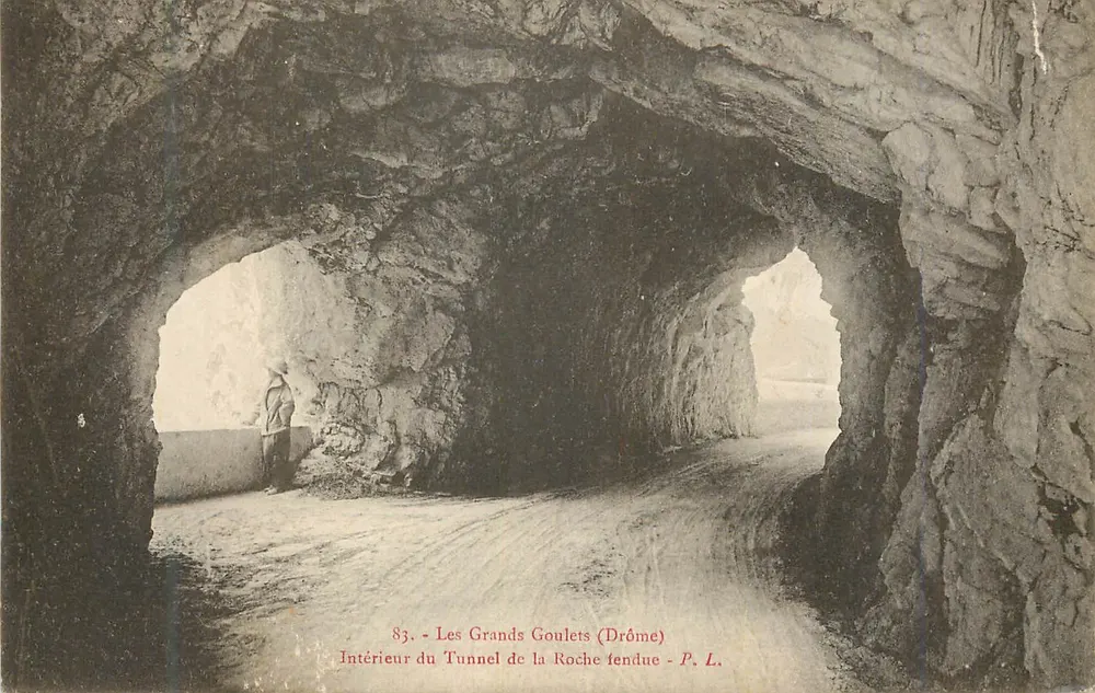 Innenansicht des Tunnels der Spannungsgestein — Les Grands Goulets (Drôme) — P. L. n°83 - Vorderseite