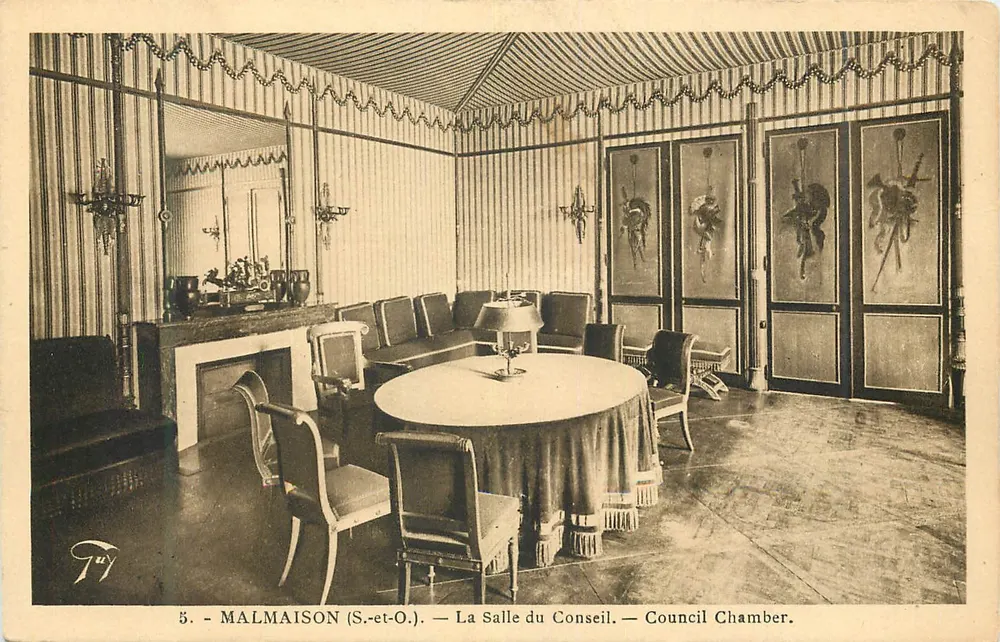 Malmaison (S.-et-O.) — A Sala do Conselho — Council Chamber — Tuy - Frente