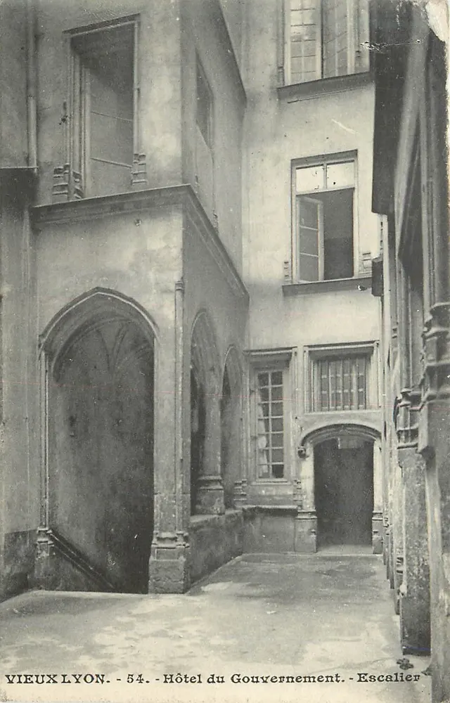 Alt Lyon - 54 - Hotel du Gouvernement - Treppenhaus - Vorderseite