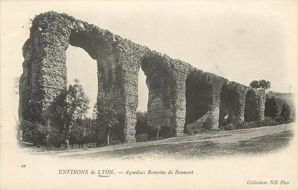 Environ de Lyon — Aqueducs Romains de Bonnant — Collections ND Phot - Recto