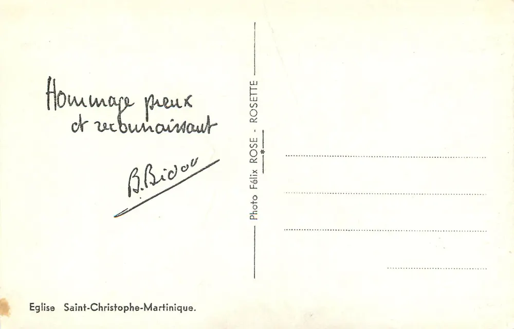Église Saint-Christophe-Martinique — édifice moderne avec clocher cylindrique et toit en arc — Photo Félix ROSE-ROSETTE - Verso