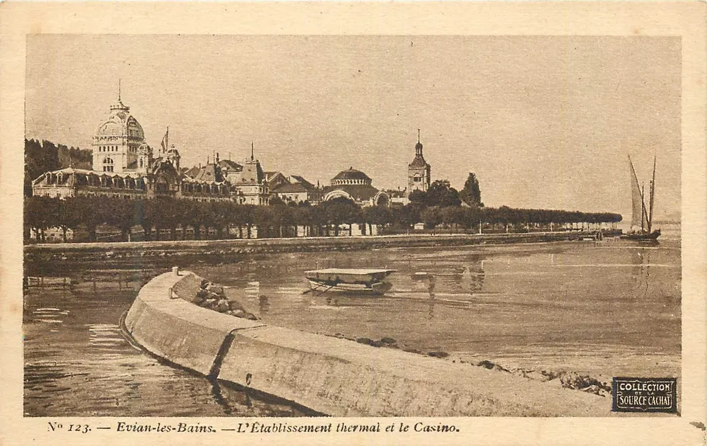 Evian-les-Bains — L'Établissement thermal et le Casino — Collection Source Cachat, n°123 - Recto