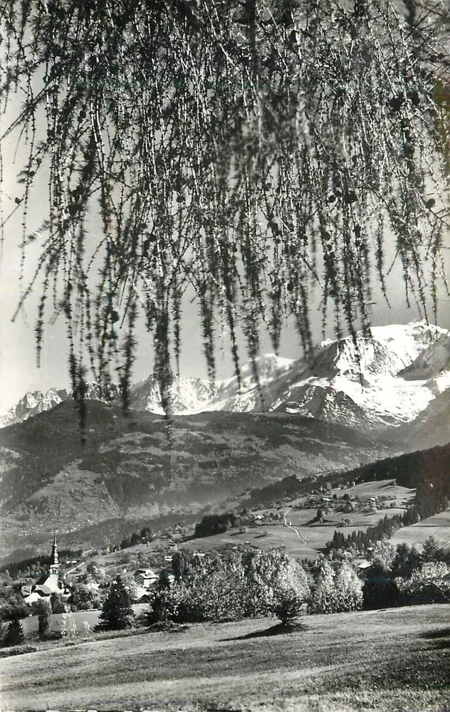 Mont-Blanc — vista panorâmica com vila e igreja — Éditions G. ROSSAT MIGNOD, n°2063 - Frente