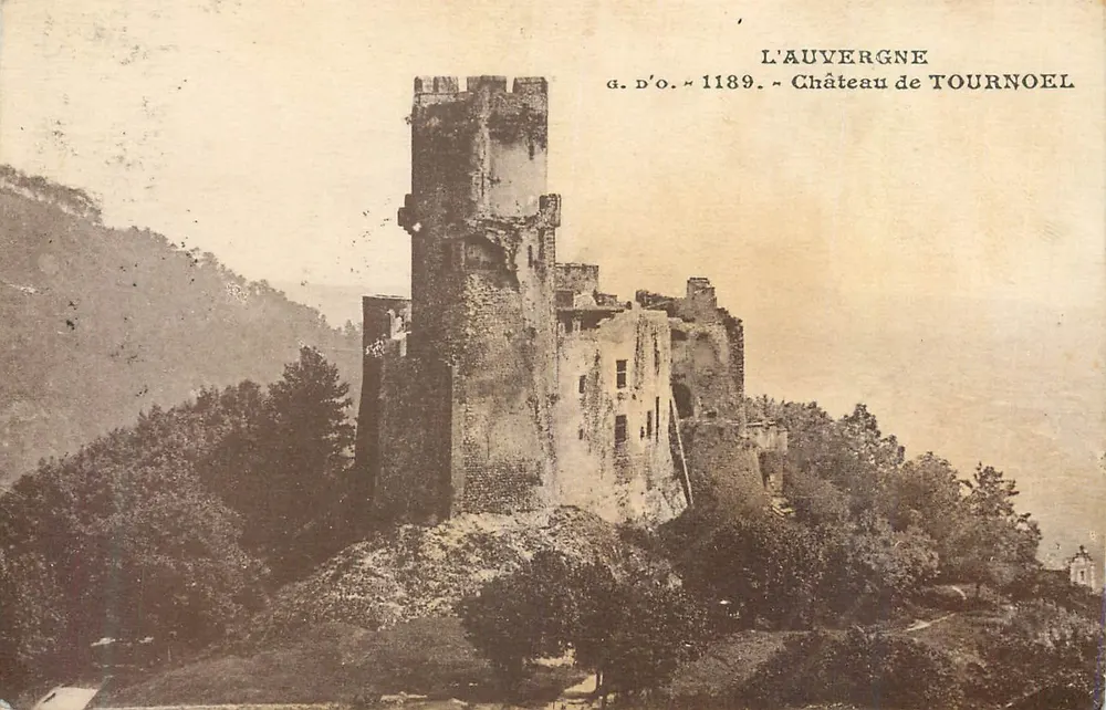 Château de Tournoel — L'Auvergne — g. D'O. — 1189 - Recto