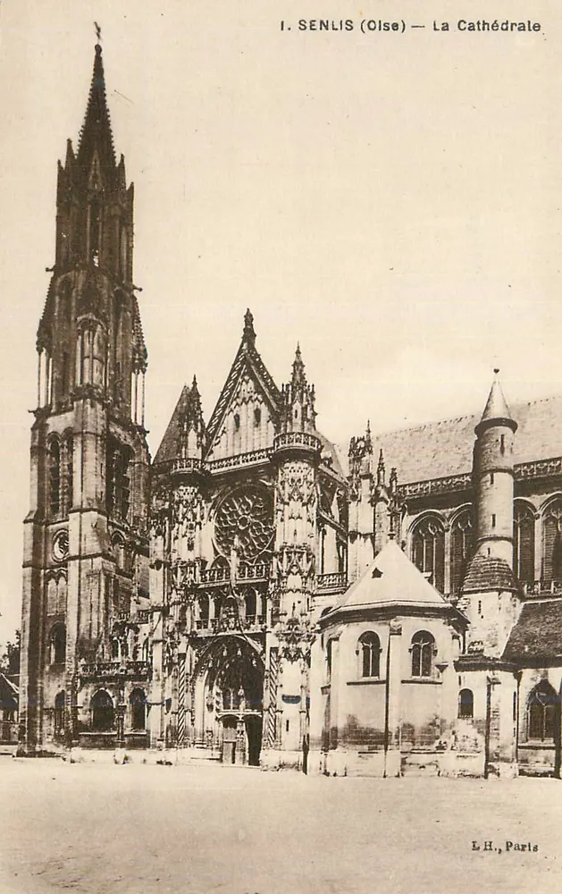 I. SENLIS (Oise) — A Catedral — L.H., Paris - Frente