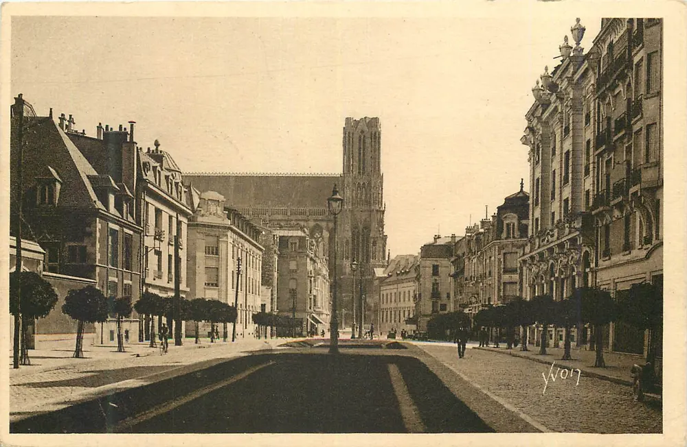Reims — Le Cours J.-B. Langlet et la Cathédrale — Les Éditions J.-Art VONTE - Recto